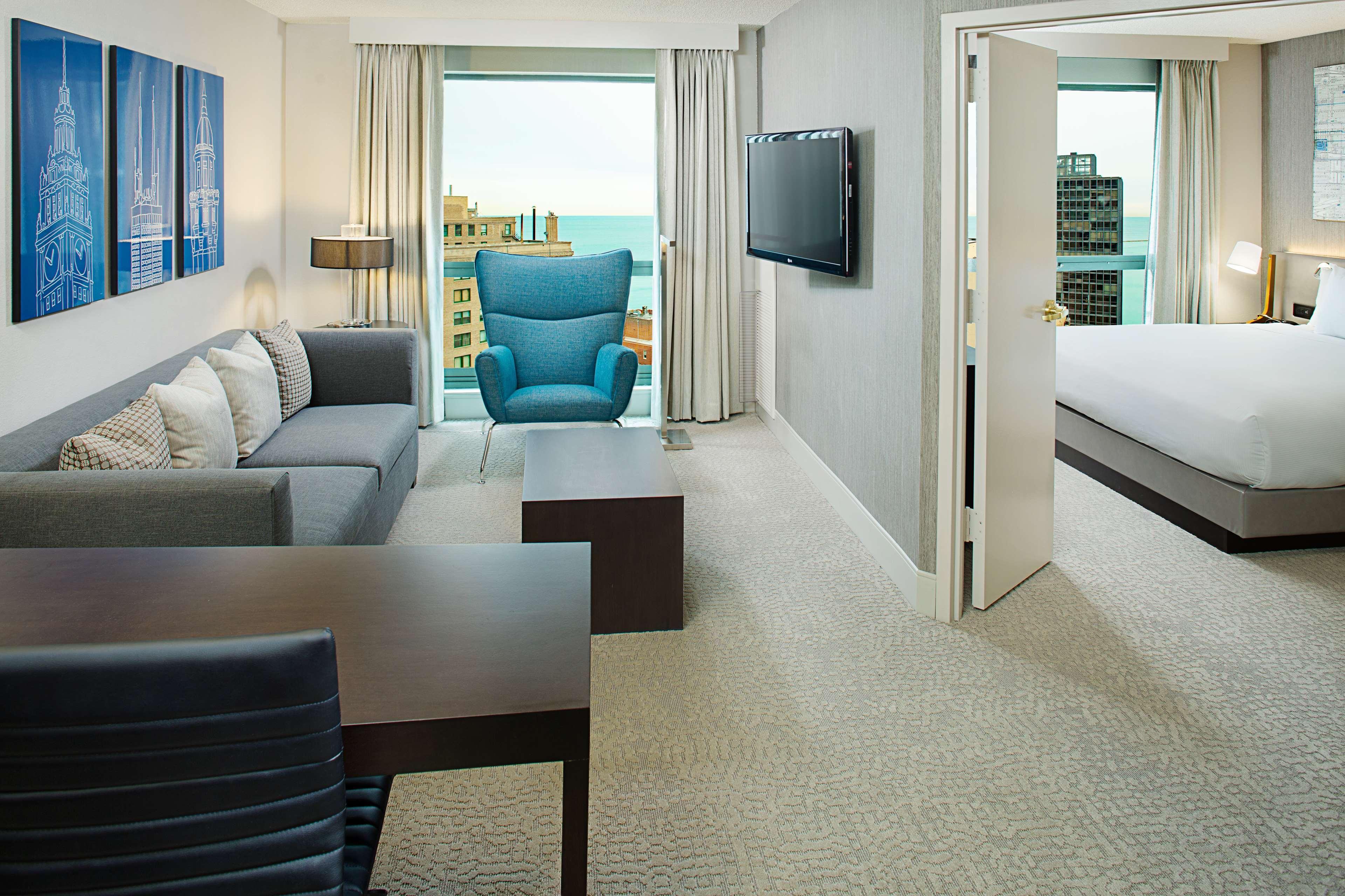 Hilton Chicago Magnificent Mile Suites Kültér fotó