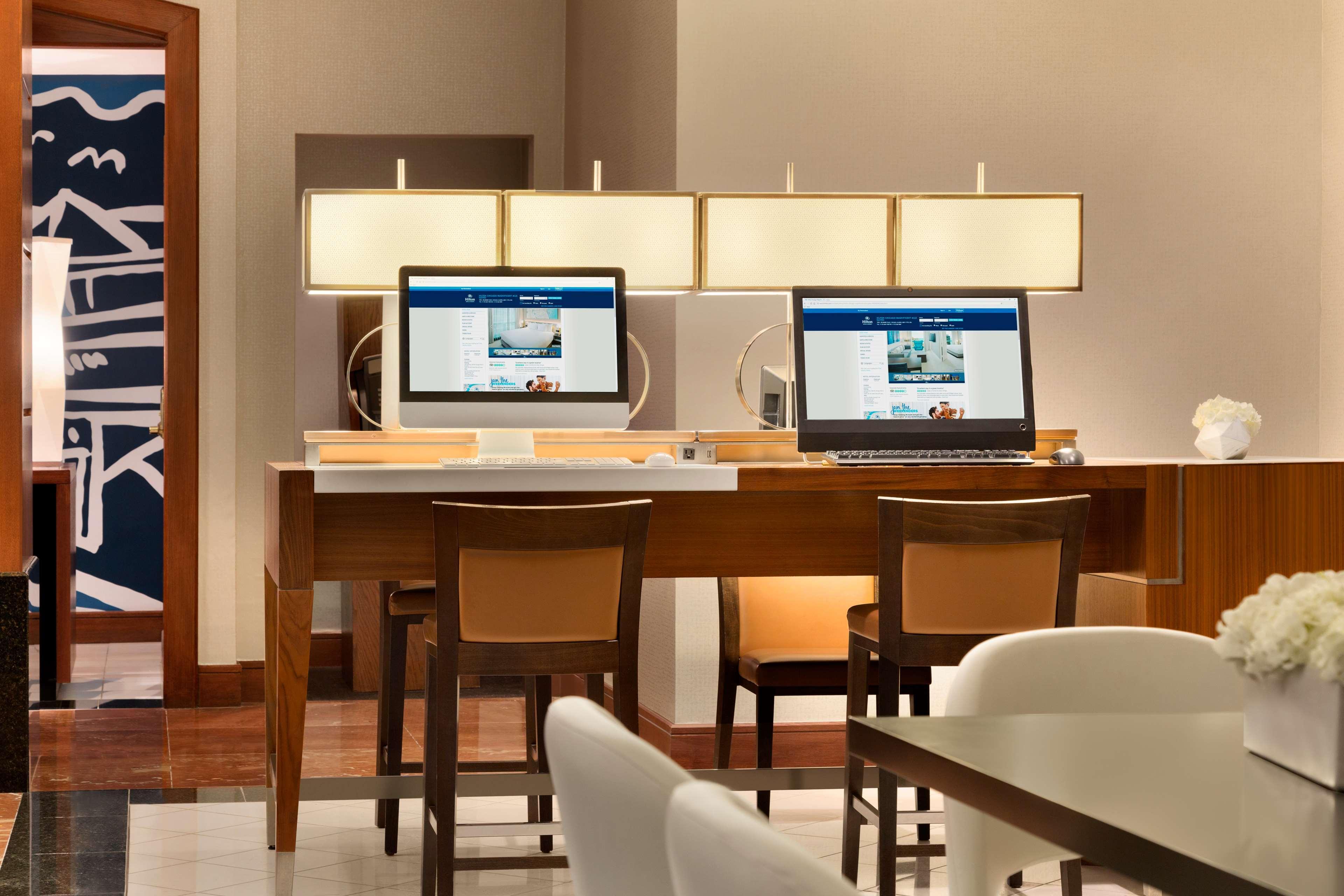 Hilton Chicago Magnificent Mile Suites Kültér fotó