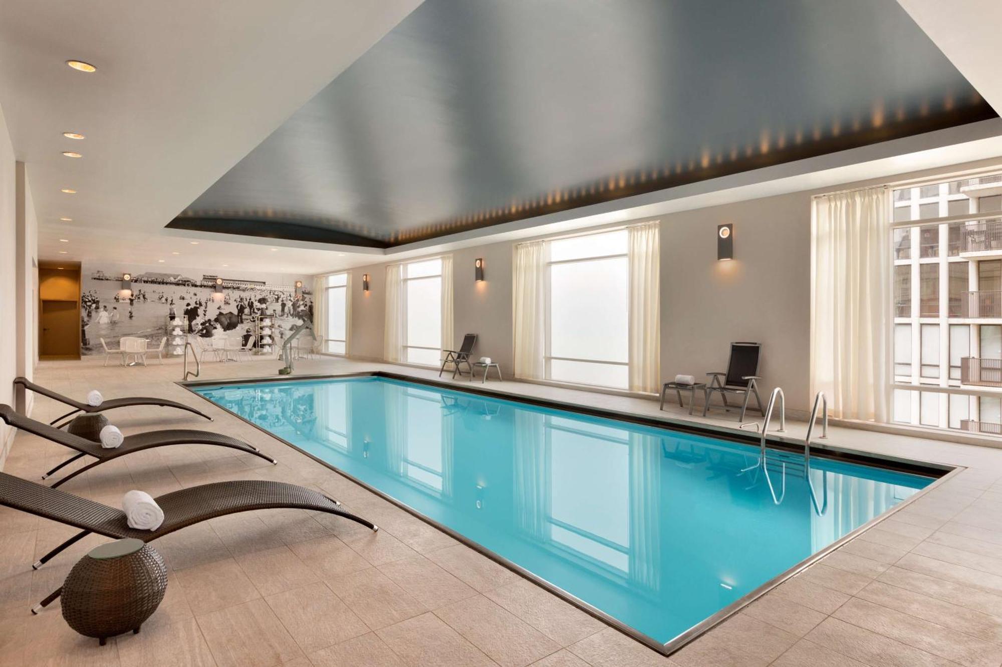 Hilton Chicago Magnificent Mile Suites Kültér fotó